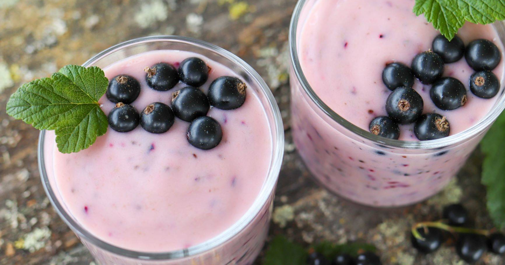 Mustaherukka banaanismoothie Ruoka Koti