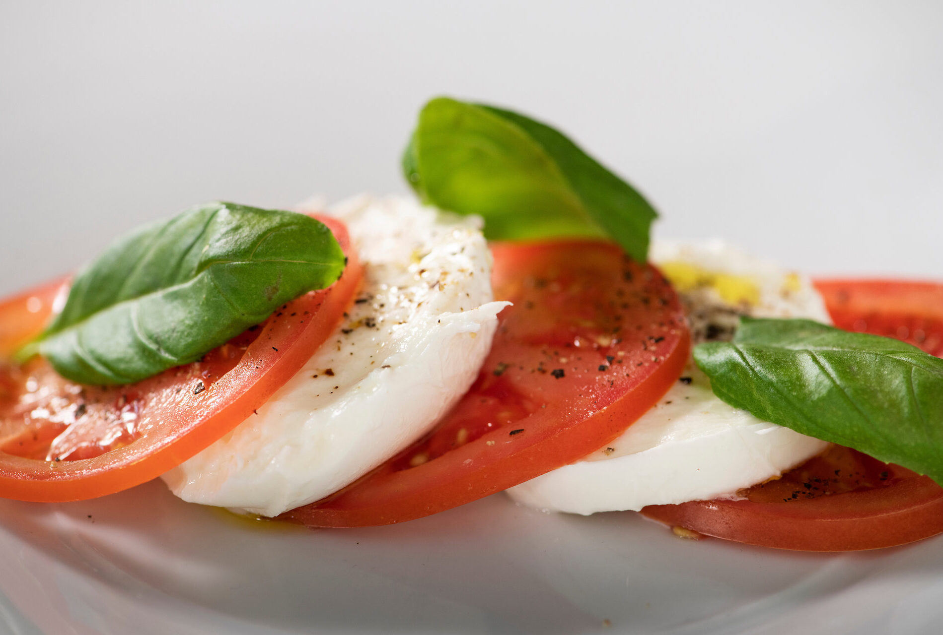 Caprese-salaatti