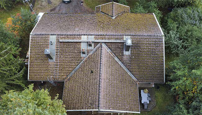 Sammaleinen tiilikatto Hyvinkää